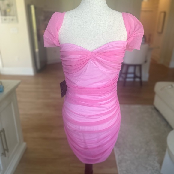 Norma Kamali Dresses & Skirts - Norma Kamali Candy Pink Winglet Sleeve Dress